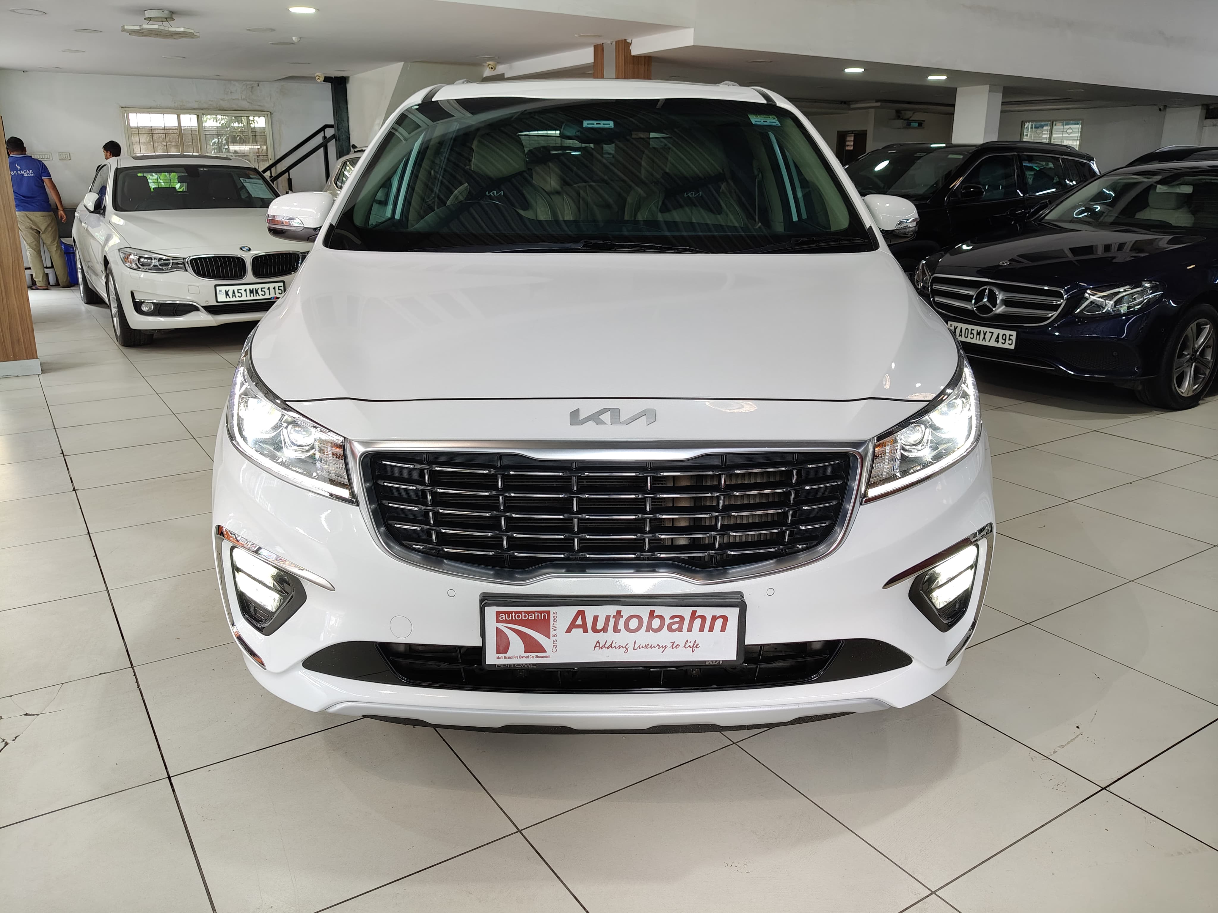 KIA Kia Carnival limousine + D2.2l 8str 
